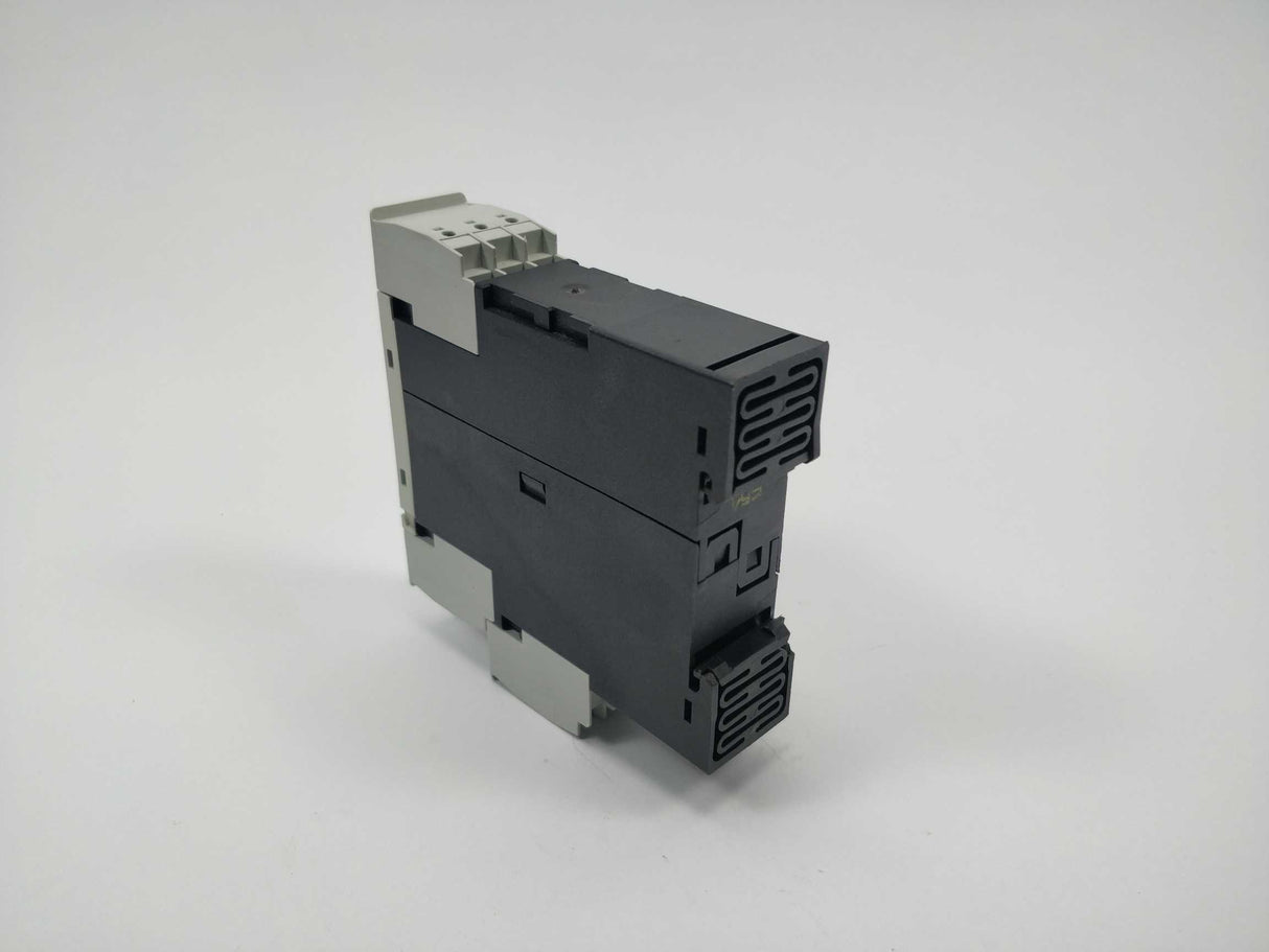 Siemens 3UG4633-2AL30 Digital Monitoring Relay