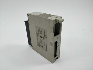 OMRON C200H-OC224N Output Unit