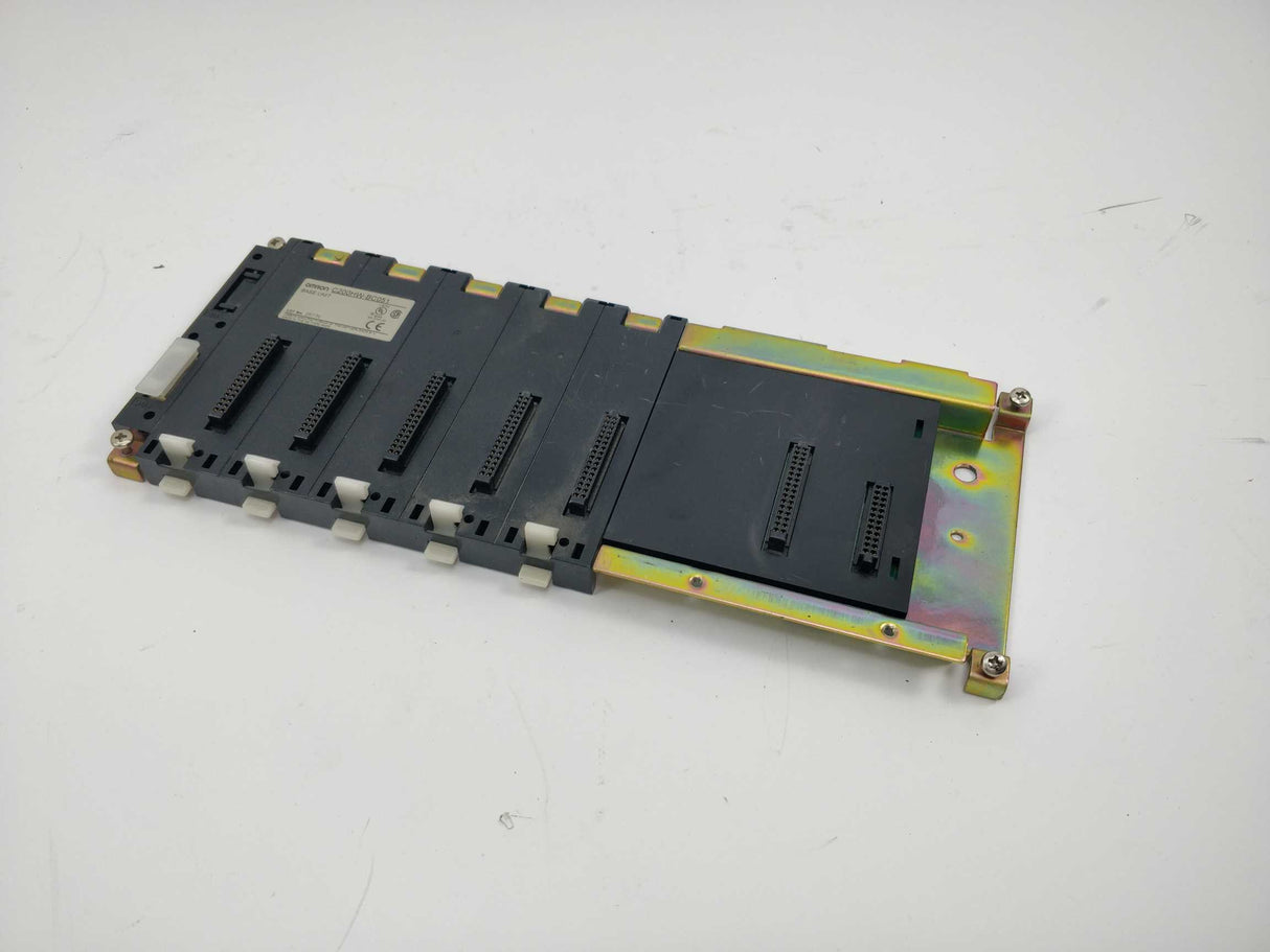 OMRON C200HW-BC051 Base unit Backplane