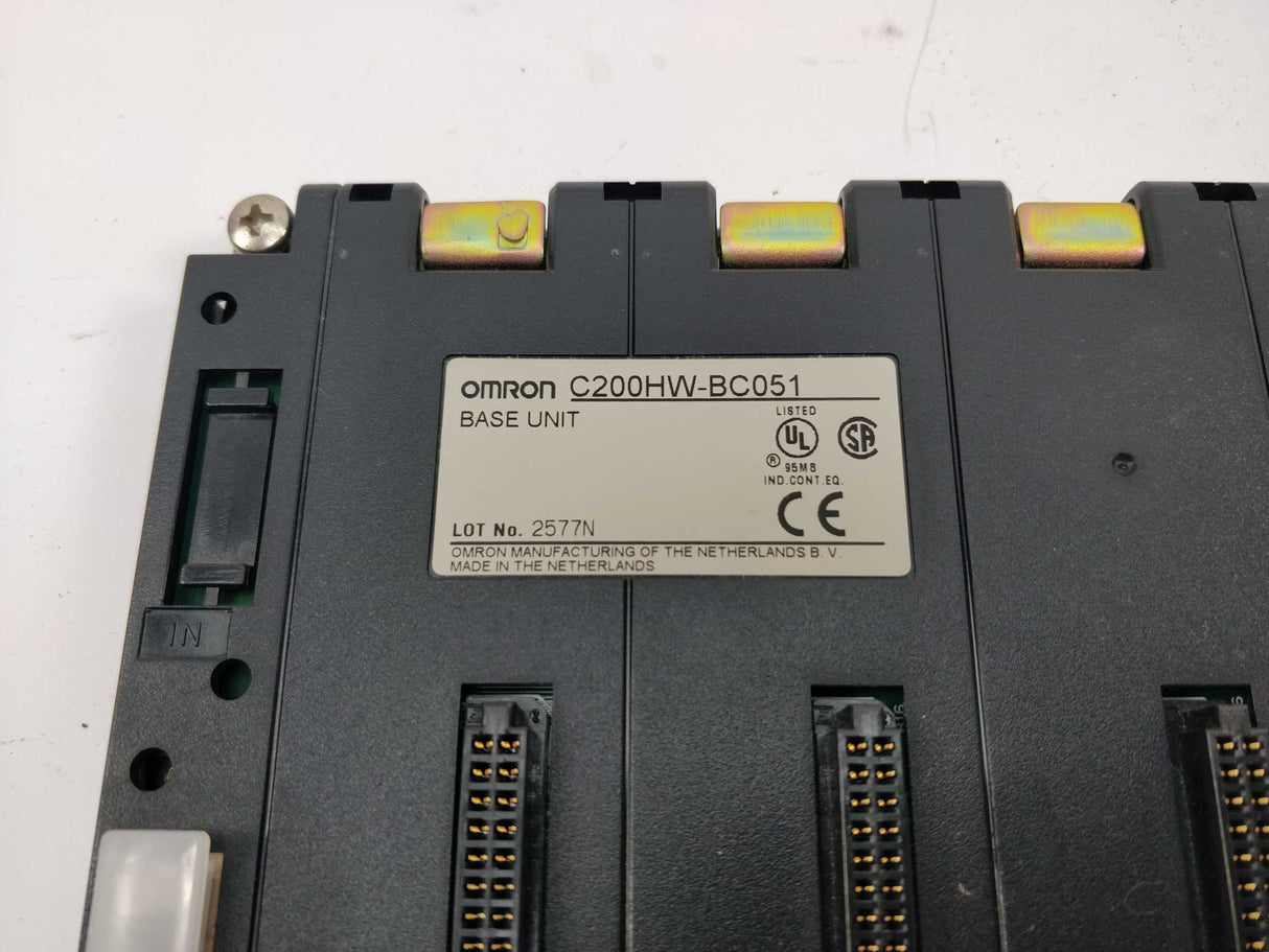 OMRON C200HW-BC051 Base unit Backplane