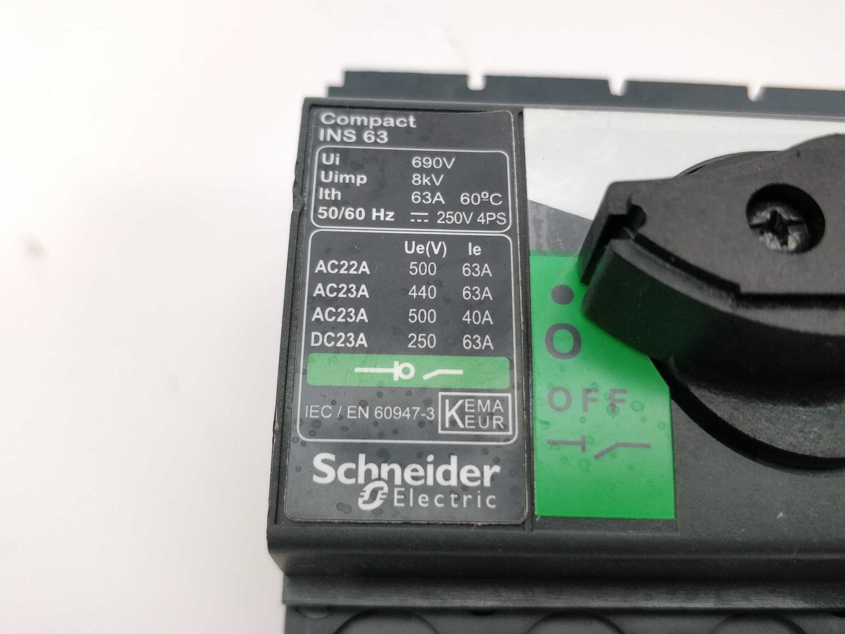 Schneider Electric 28902 AD Compact INS 63