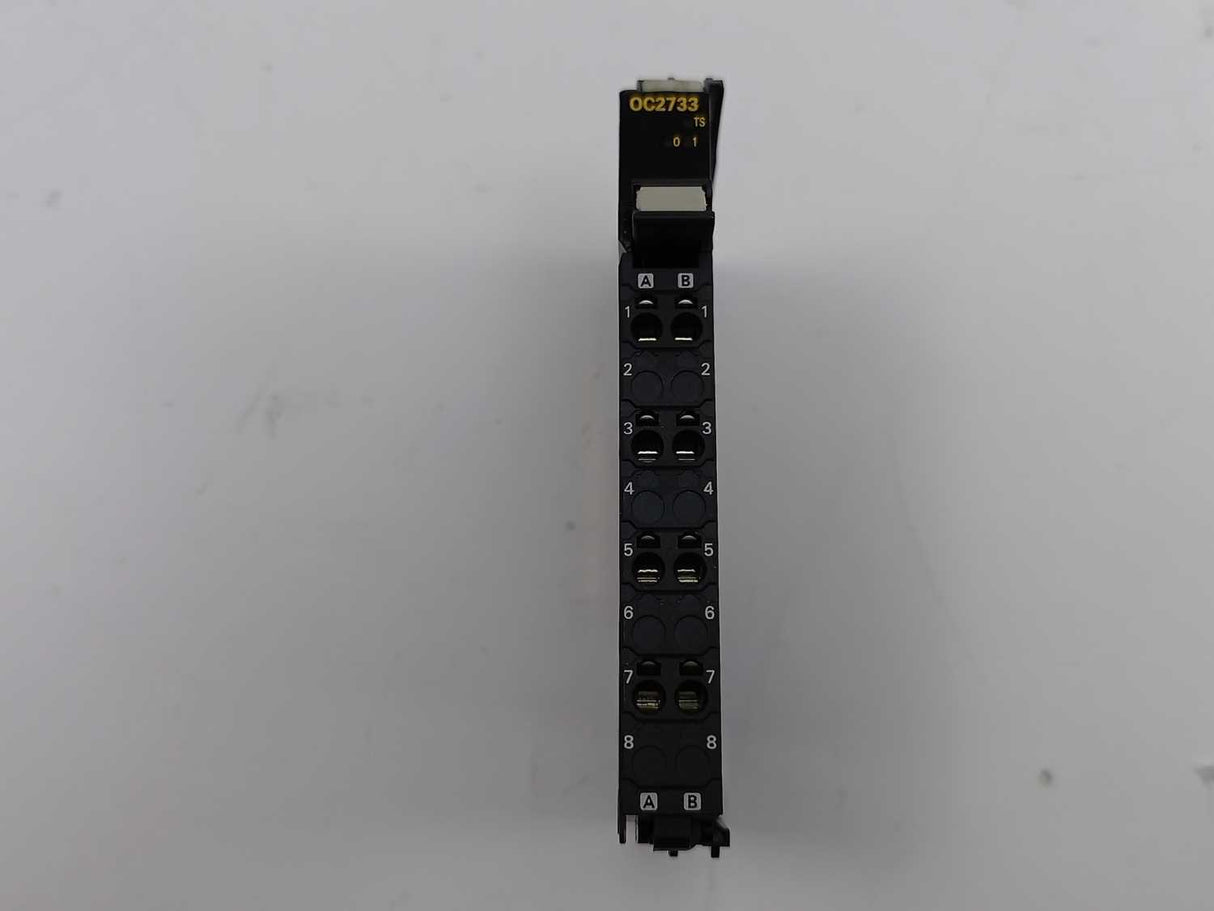 OMRON NX-OC2733 Relay Output Unit