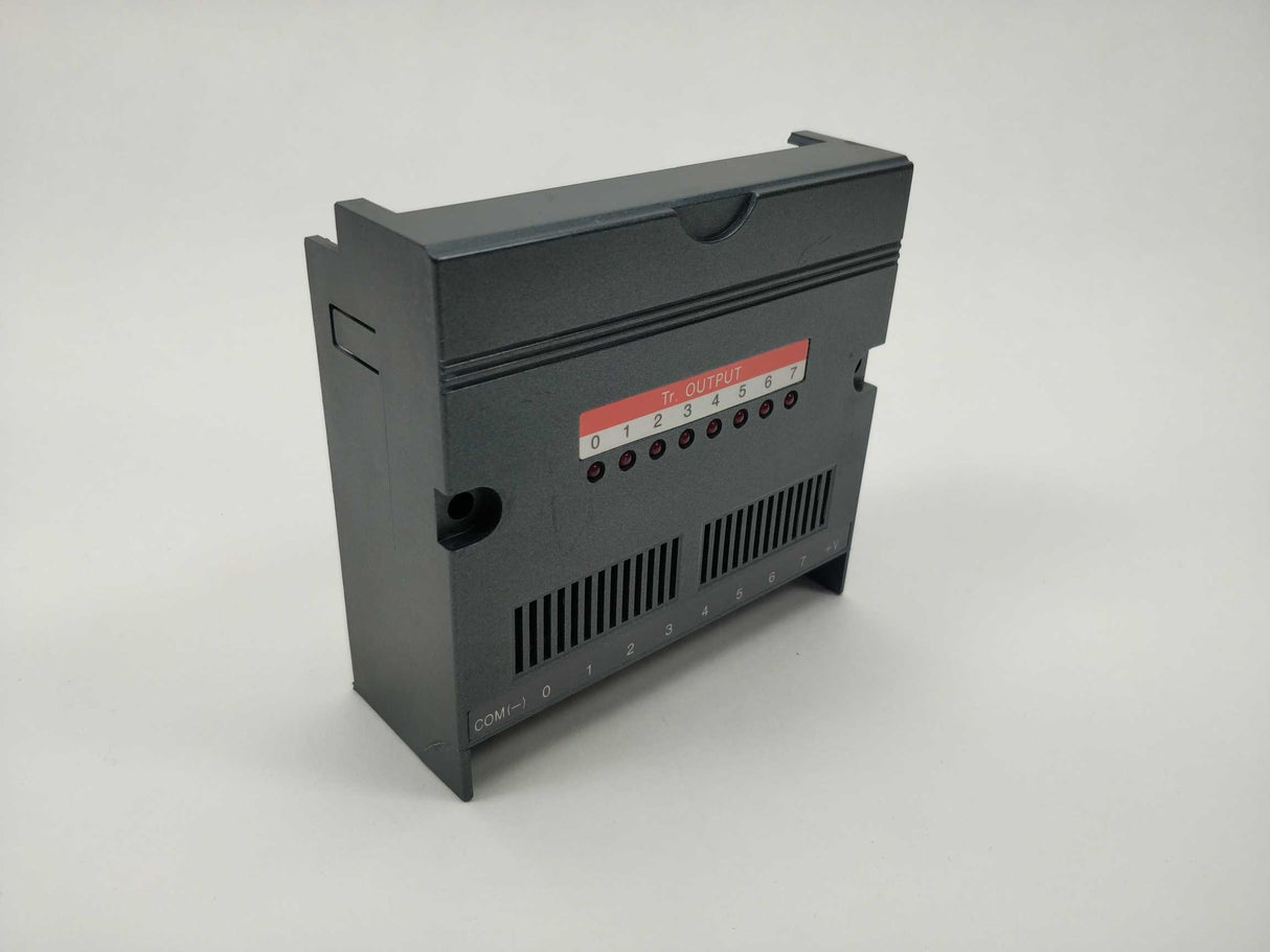 Idec PFJ-T082 FA-1J 8-Tr. Output Unit