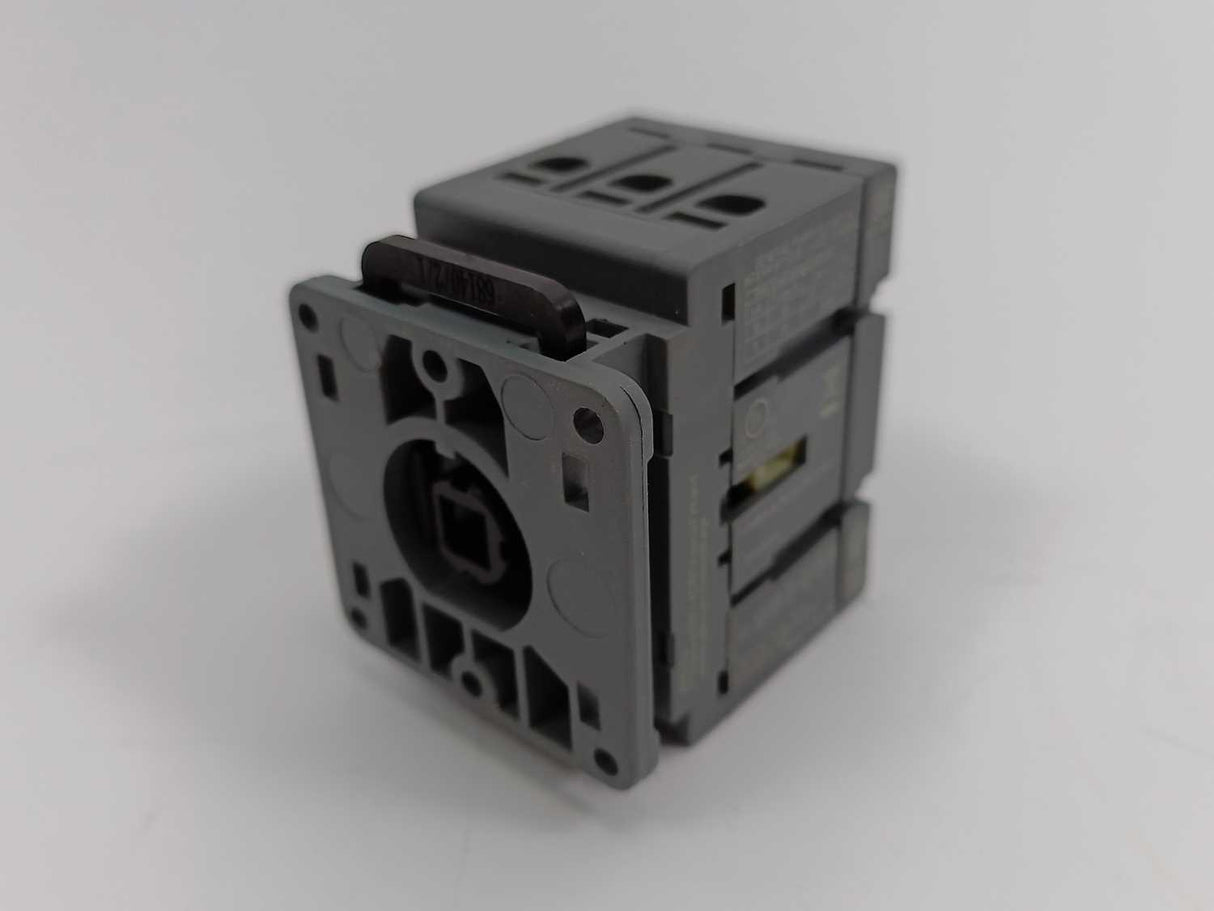 ABB 1SCA104838R1001 OT16FT3 Switch-Disconnector