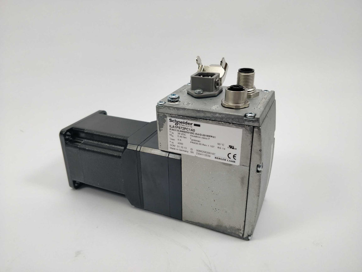 Schneider Electric ILA1F572PC1A0 24-36 VDC, SERVO MOTOR