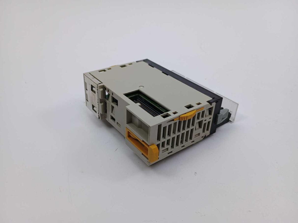 OMRON CJ1W-AD081-V1 A/D Unit