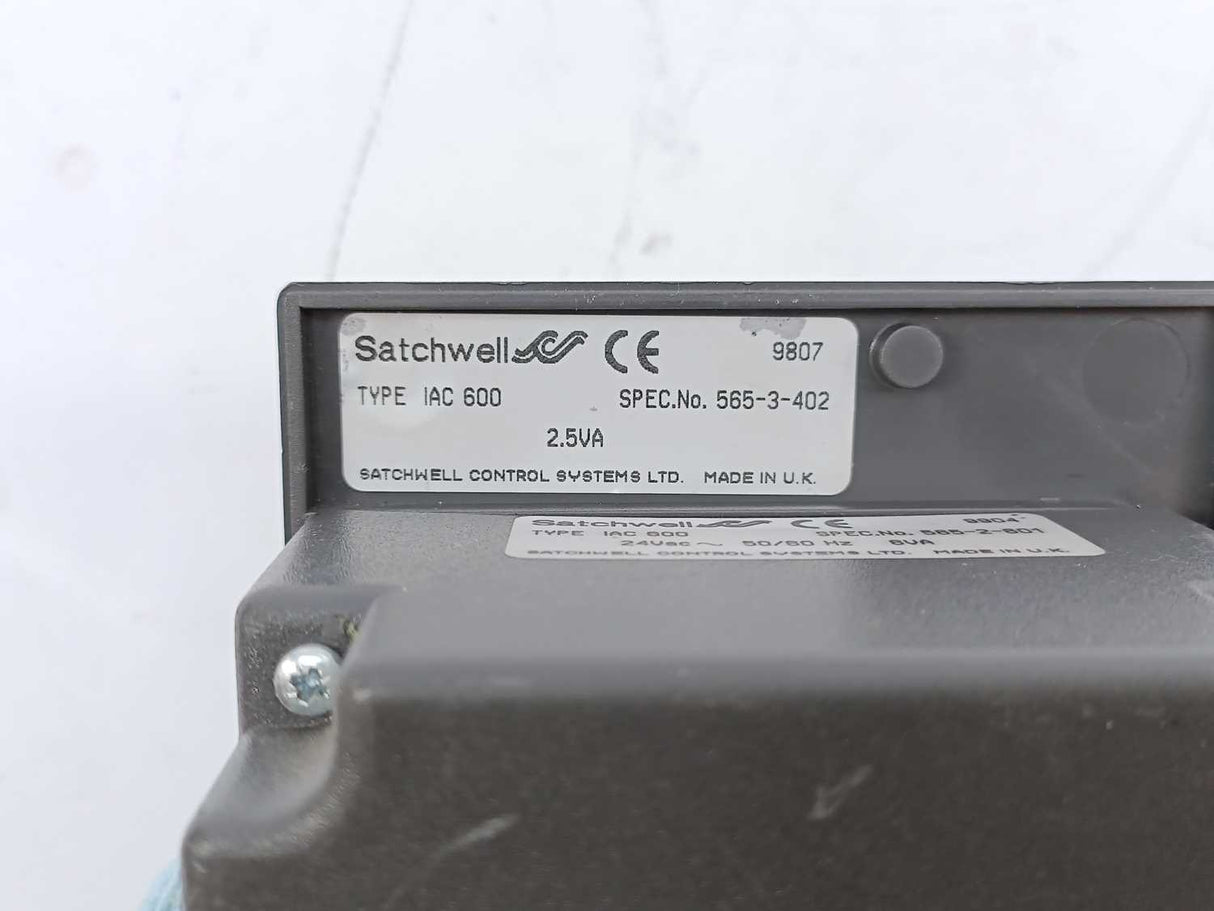 Satchwell IAC 600 Multi-Loop Intelligent Advanced Controller