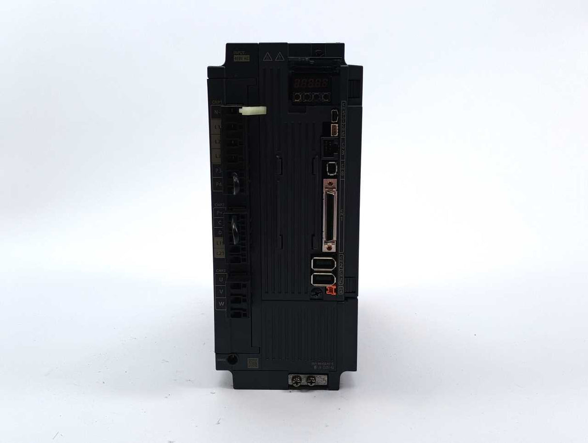 Mitsubishi MR-J4-350A4-RJ AC-Servo Amplifier. Motor Power 3.5 kW