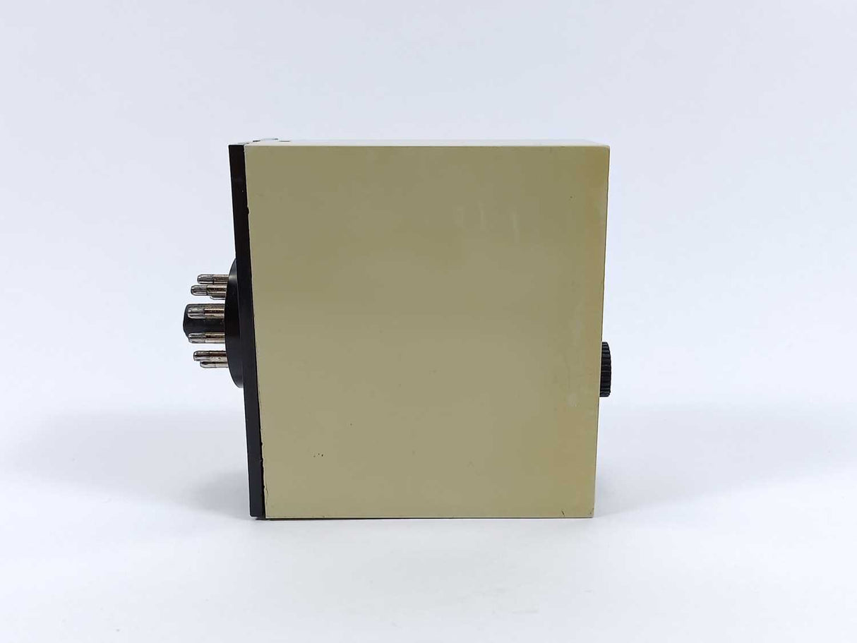 Electromatic SV125220 COND. LIQUIDS DUAL LEVEL RELAY