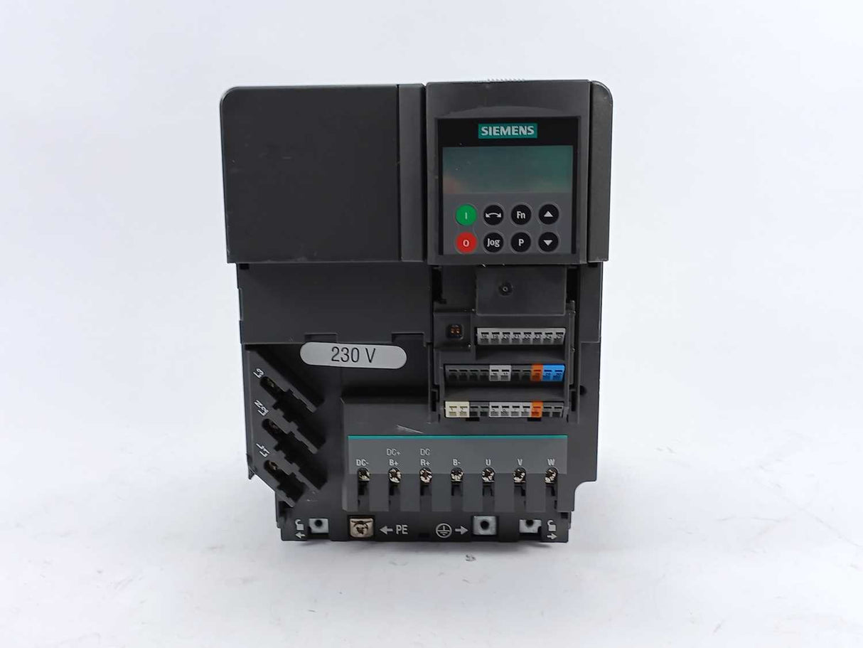 Siemens 6SE6440-2AC23-0CA0 MICROMASTER 440