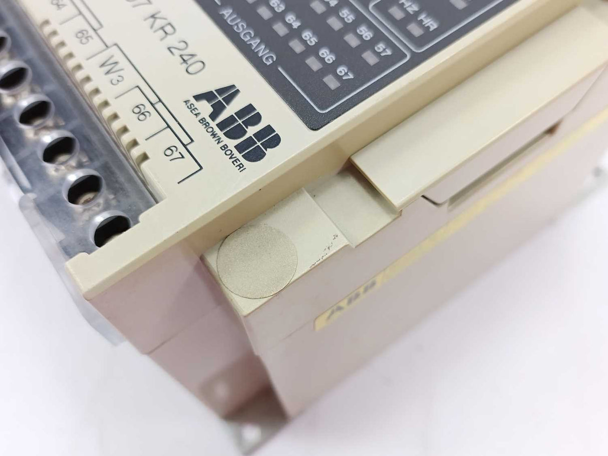 ABB 07 KR 240 GJV3 0724 02 R1 Controller