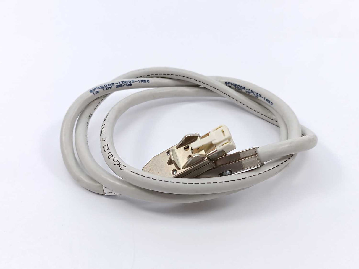 Siemens 6FX2002-1DC00-1AB0 Signal cable pre-assembled. Length: 1m.