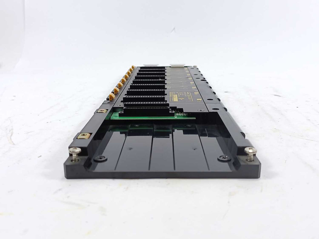 OMRON C200H-BC081-V1 CPU Base Unit