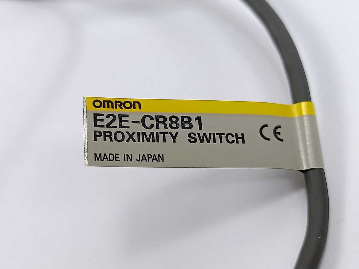 OMRON E2E-CR8B1 Proximity switch