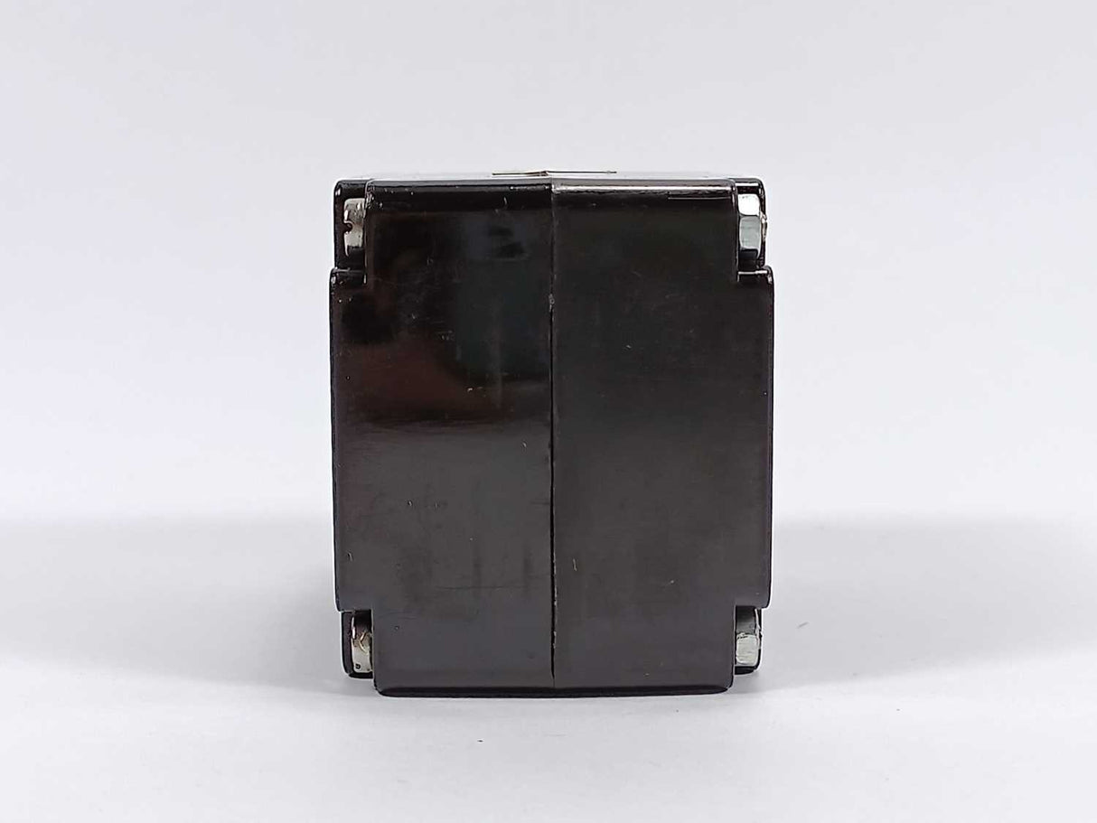 Noratel 4-083-000178 D40 300/5A Current transformer