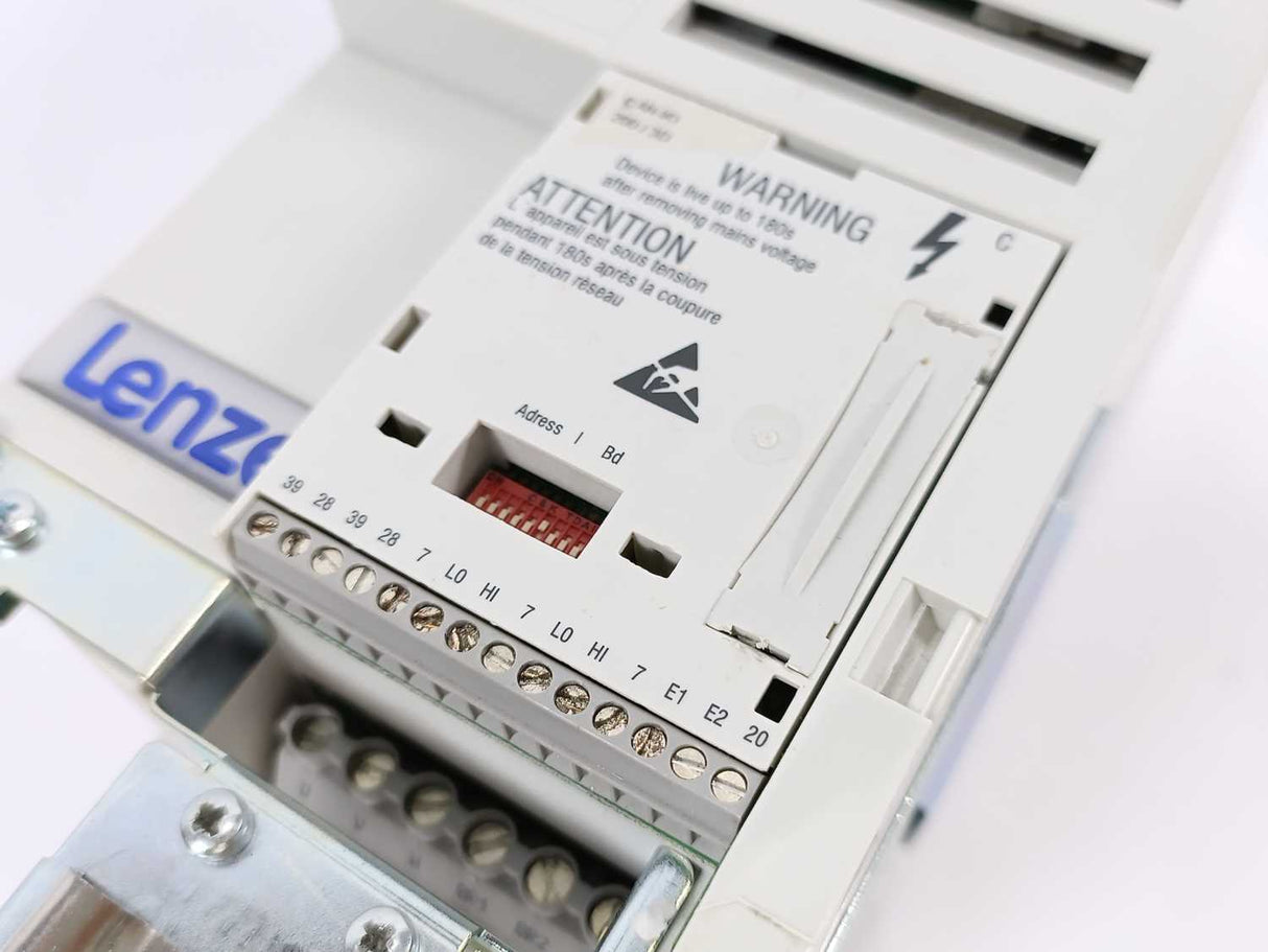 LENZE E82EV552C4C 8200 Vector ID.No:13436524