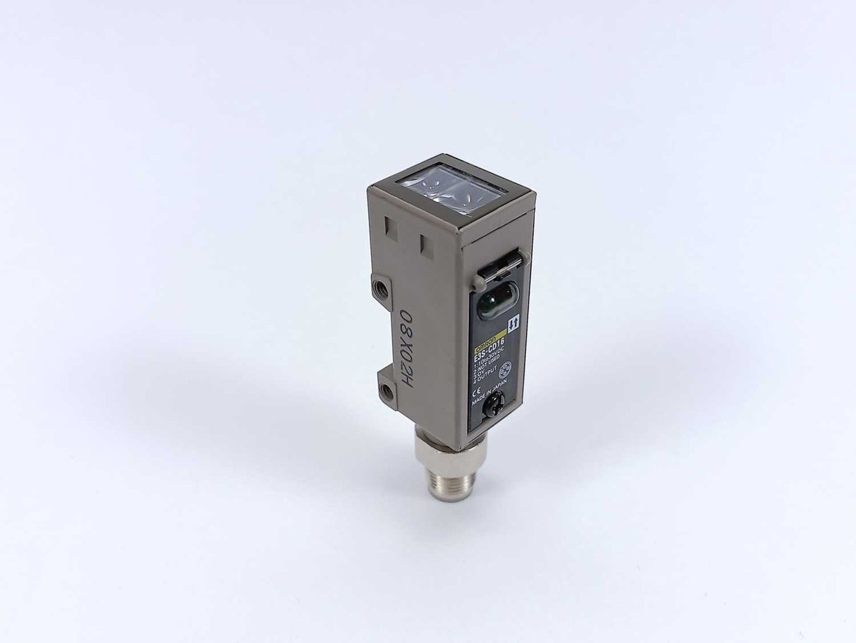 OMRON E3S-CD16 Oil-resistive, Compact Photoelectric Sensor in Metal Housing