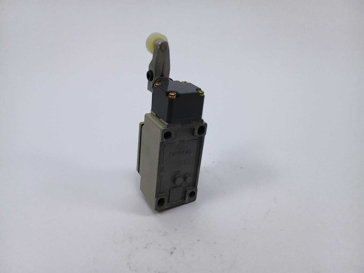 OMRON D4B-1A11N Limit Switch