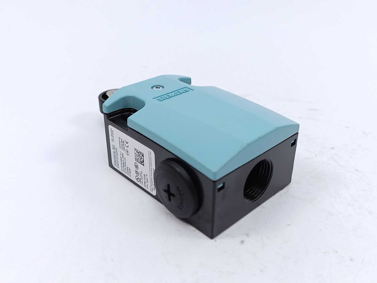 Siemens 3SE5122-0CE01 Position Switch