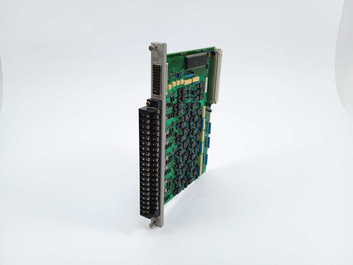 Siemens 505-4532 1/2A DC Output Module