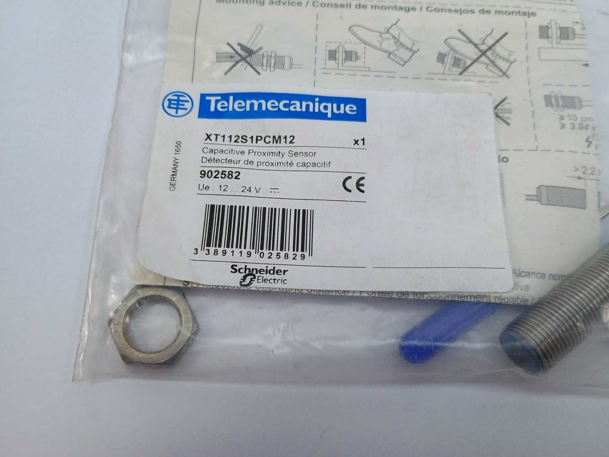 Schneider / Telemecanique XT112S1PCM12 Capacitive Proximity Sensor