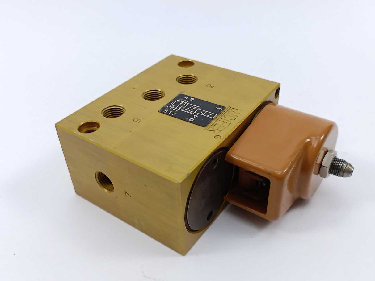 Lucifer 341B 01 S 34 Solenoid Valve, Coil: 8W 481000 C39