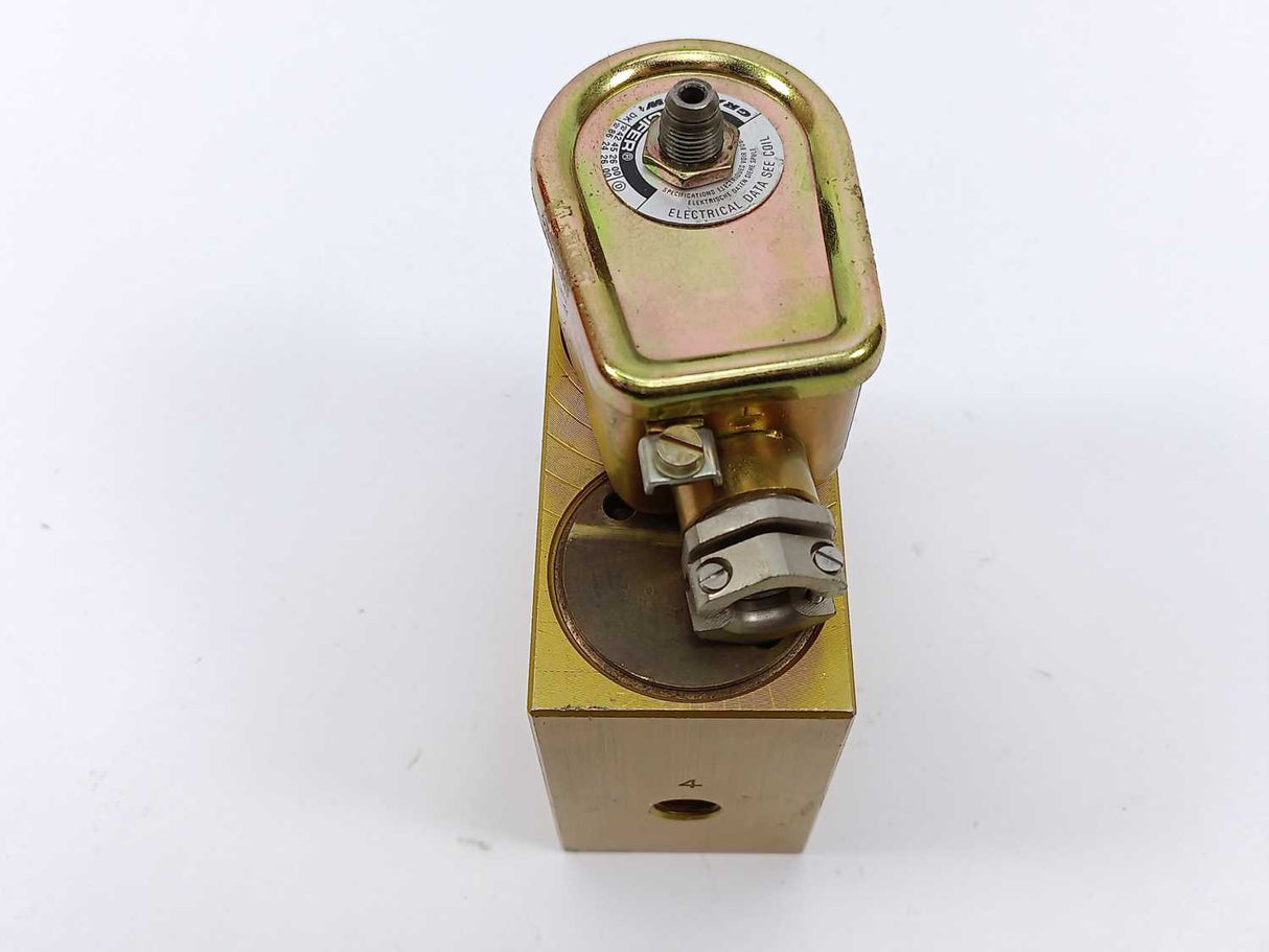 Lucifer 341B 01 S 34 Solenoid Valve, Coil: 8W 485100 010