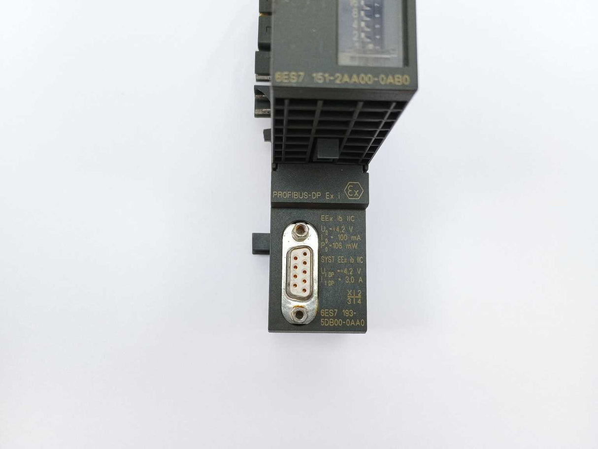 Siemens 6ES7151-2AA00-0AB0 Interface module & 6ES7193-5BD00-0AA0