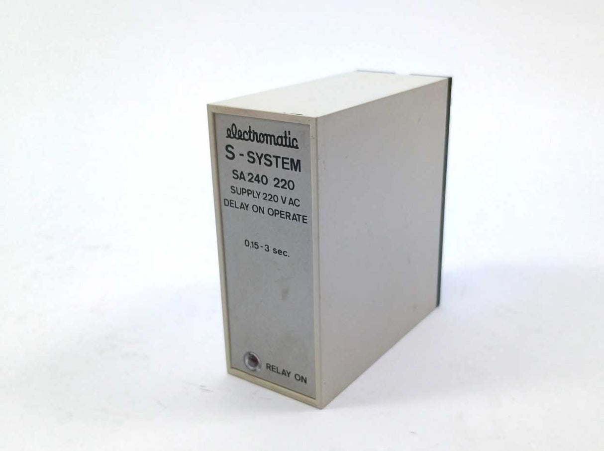 Electromatic SA 240 220 S-System Delay On Operate Timer 0,15 - 3 sec.