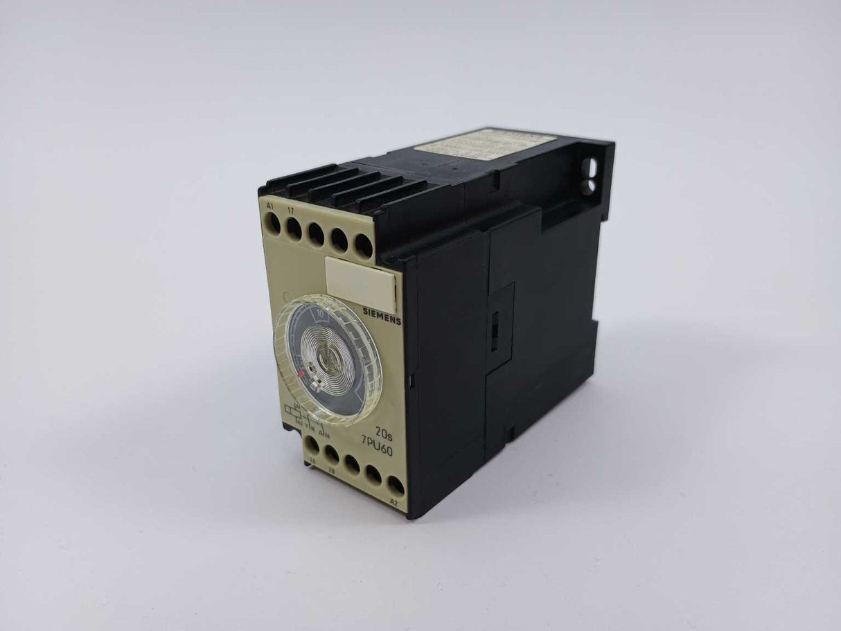 Siemens 7PU6040-7NB30 TIME RELAY