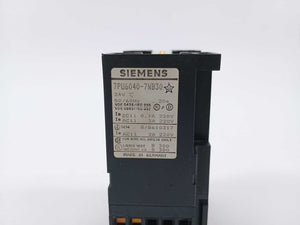 Siemens 7PU6040-7NB30 TIME RELAY