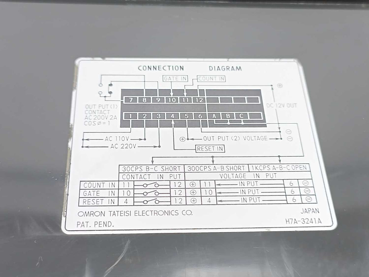 OMRON H7A-3241A H7A-6D DIGITAL COUNTER