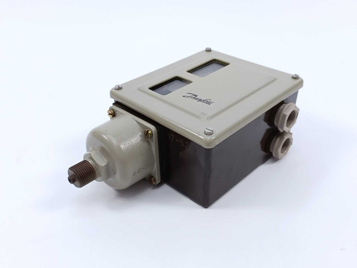 Danfoss 17-5215 RT 121 PRESSURE SWITCH