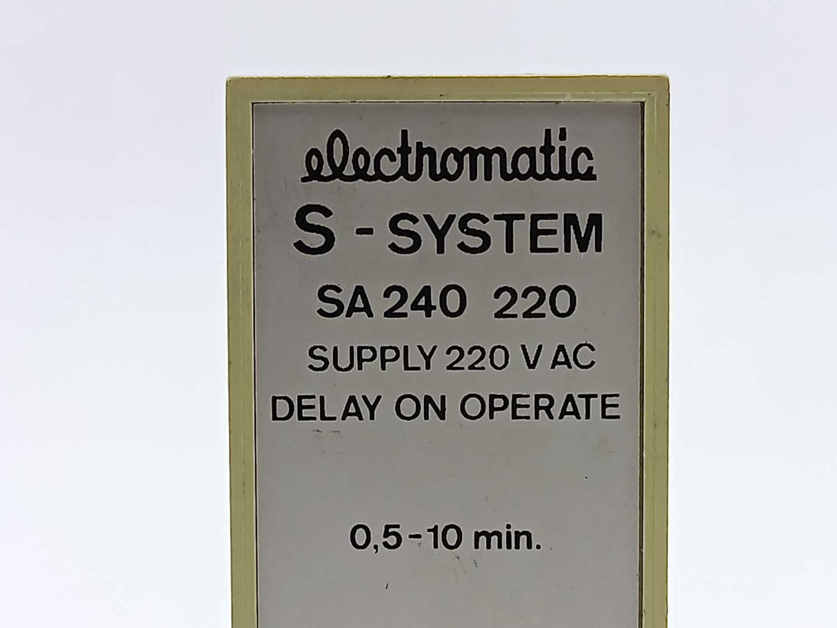 Electromatic SA 240 220 S-System Delay On Operate Timer 0,5 - 10 min.