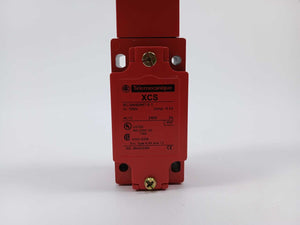 TELEMECANIQUE XCS-A702 Safety Limit Switch