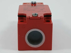 TELEMECANIQUE XCS-A702 Safety Limit Switch