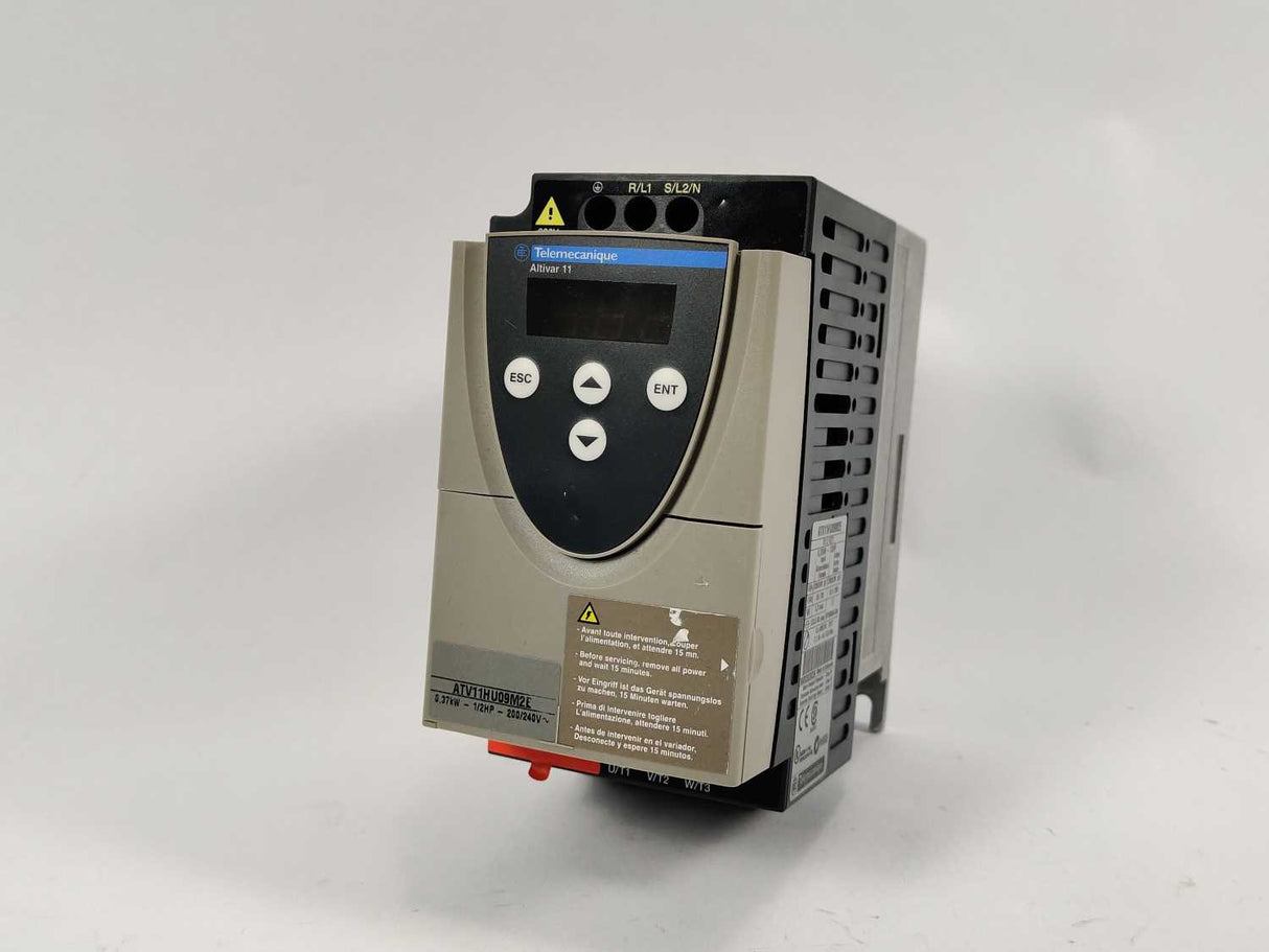 TELEMECANIQUE ATV11HU09M2E Altivar 11 Variable Speed Drive 0,37kW