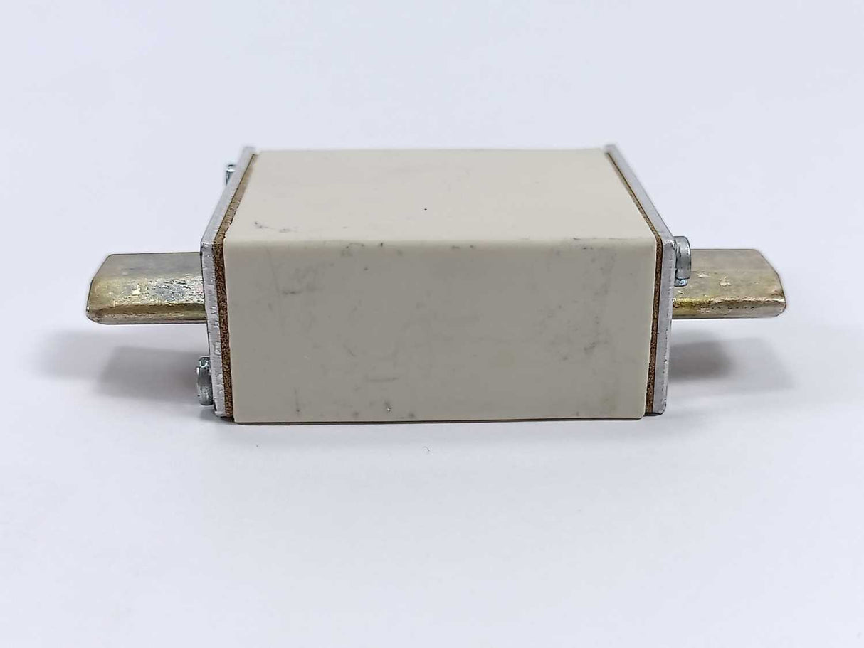 Siemens 3NA3824 Fuse 80A 500V NH00 gG 120kA