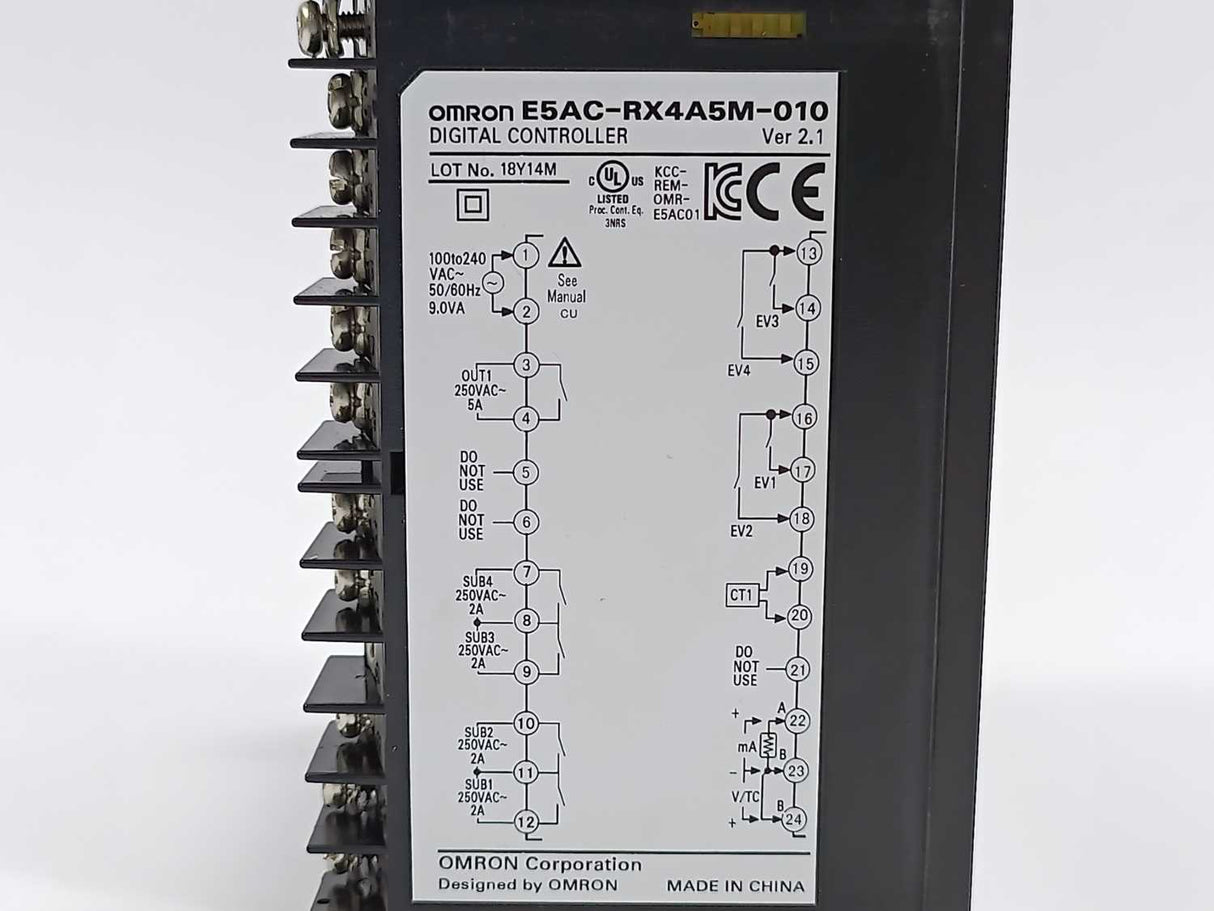 OMRON E5AC-RX4A5M-010 DIGITAL CONTROLLER