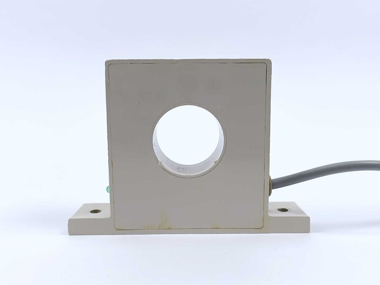 Carlo Gavazzi A82-20500 Current Transformer