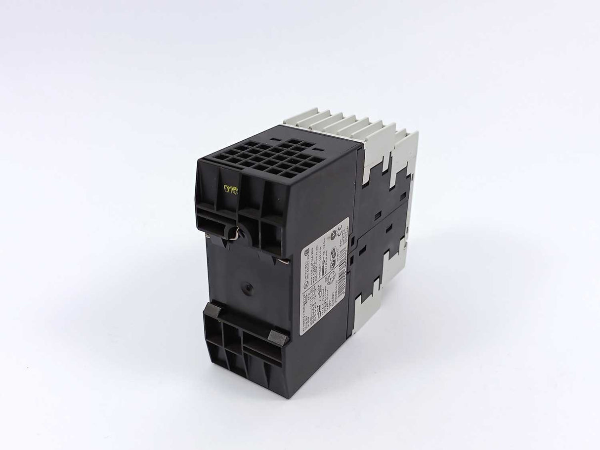 Siemens 3TK2825-1AJ20 Safety Relay