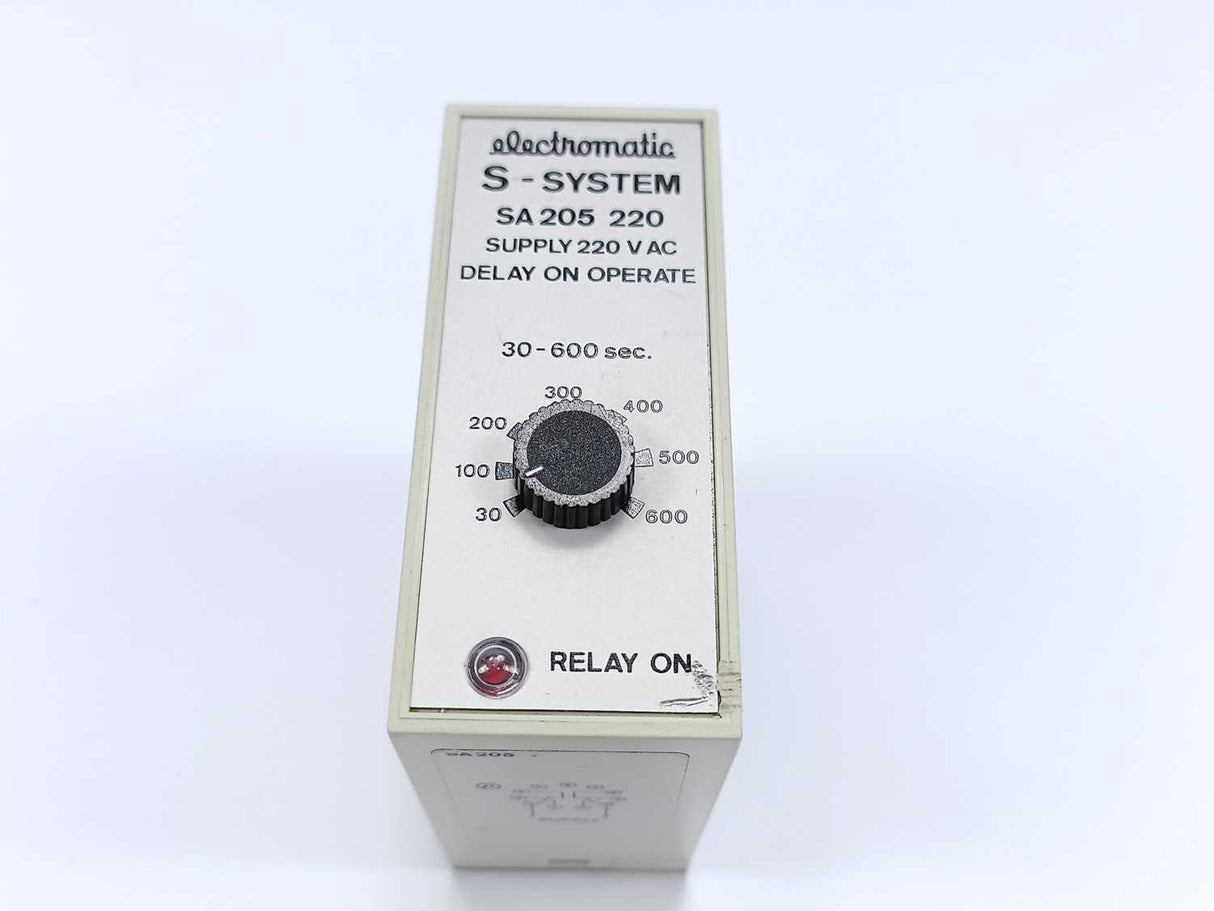 Electromatic SA 205 220 S-System Delay On Operate Timer 30-600 sec.