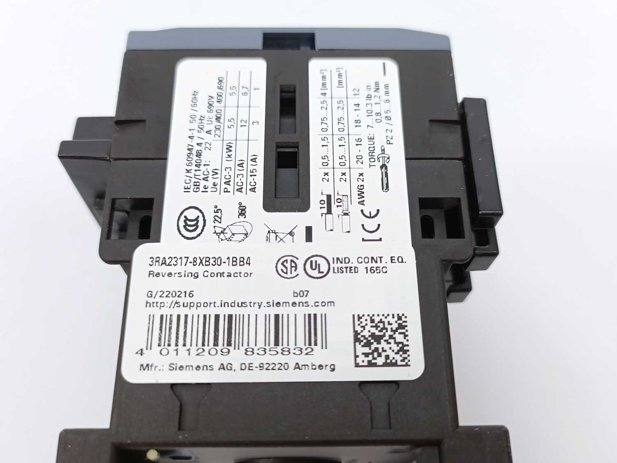 Siemens 3RA2317-8XB30-1BB4 SIRIUS Reversing contactor