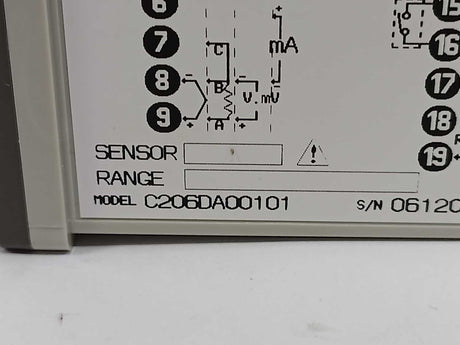 Yamatake C206DA00101 SDC20 Controller