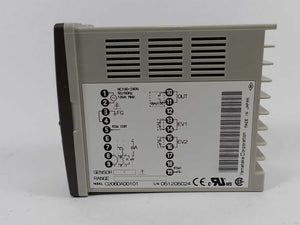 Yamatake C206DA00101 SDC20 Controller