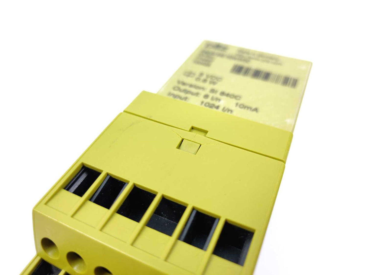 Pilz 774407 Safety Relay 5VDC 0.6W 10mA