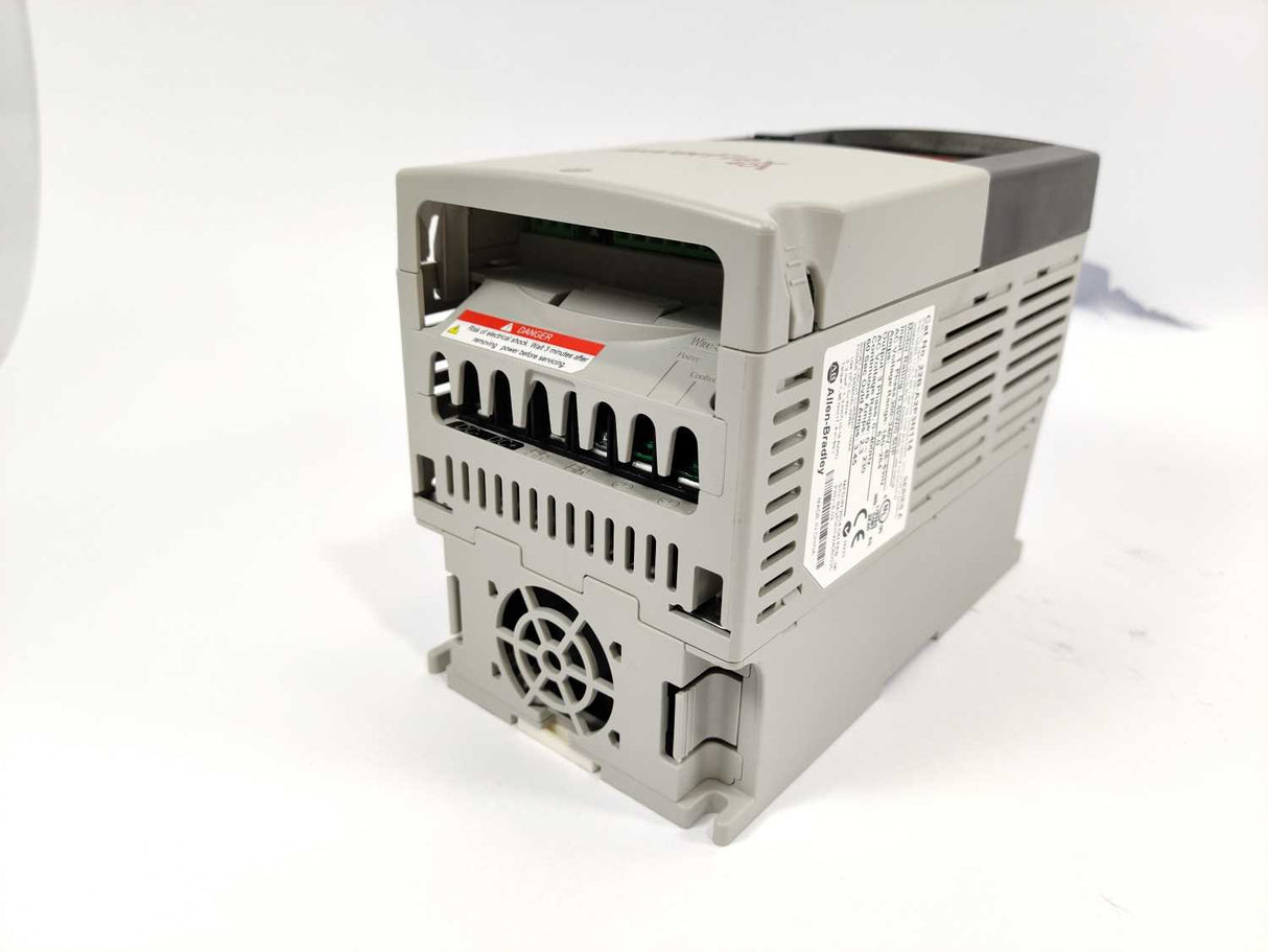 AB 22B-A2P3N114 Series A PowerFlex 40- 0.4 kW (0.5 HP) AC Drive