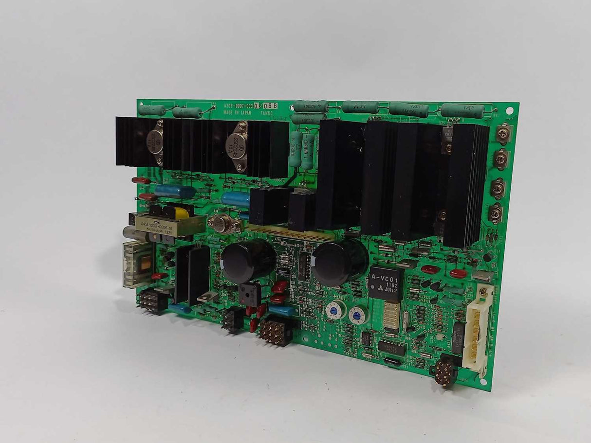 Fanuc A20B-007-0330/06B Control Board with A350-0007-T332/05