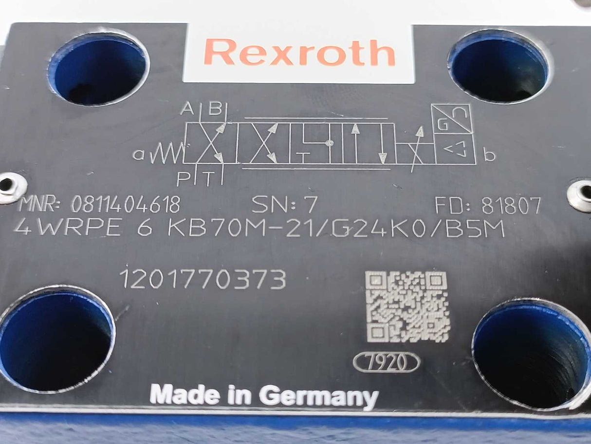 Bosch / Rexroth 0811404618 4WRPE6KB70M-21/G24K0/B5M