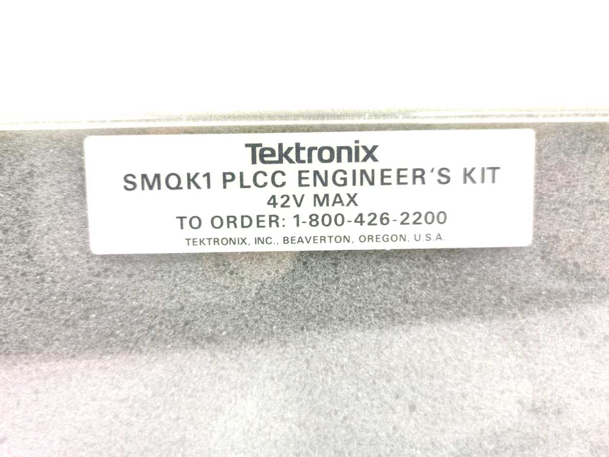 Tektronix SMQK1 PLCC Engineer's kit 42v max